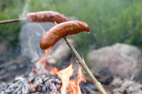The spell of the campfire sausages